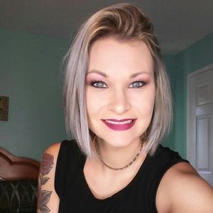 Meet your Posher, Kristen